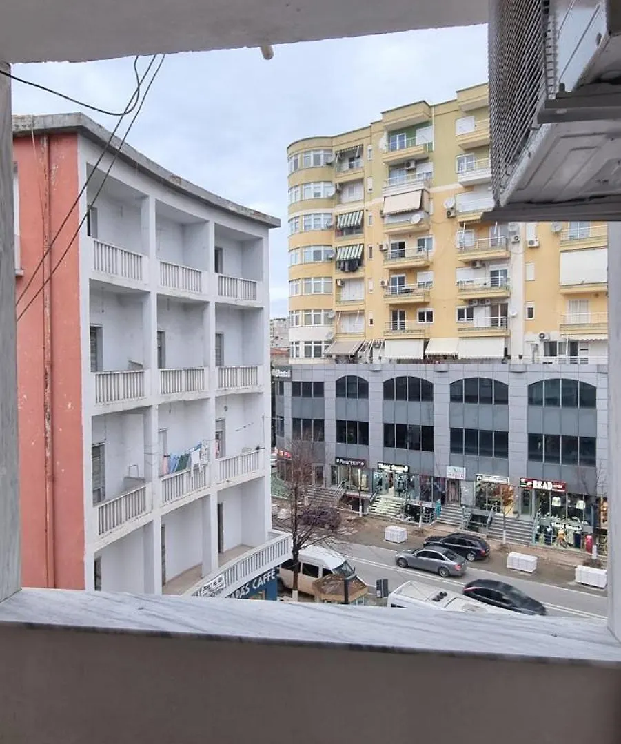Liam'S Apartment Durres 0*,